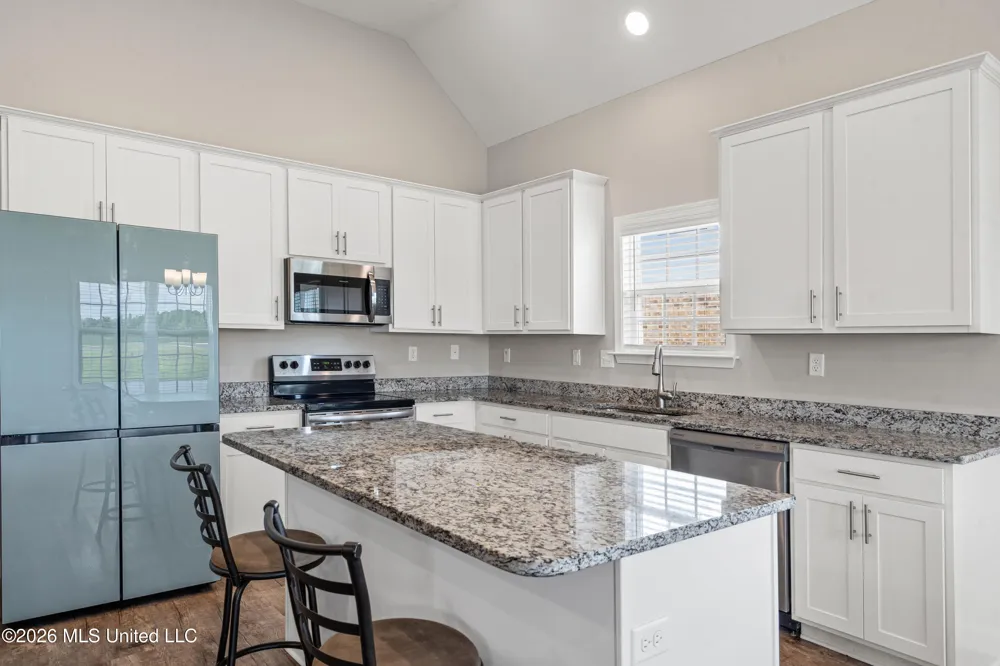 9073 S Lakeside Circle Walls, MS 38680