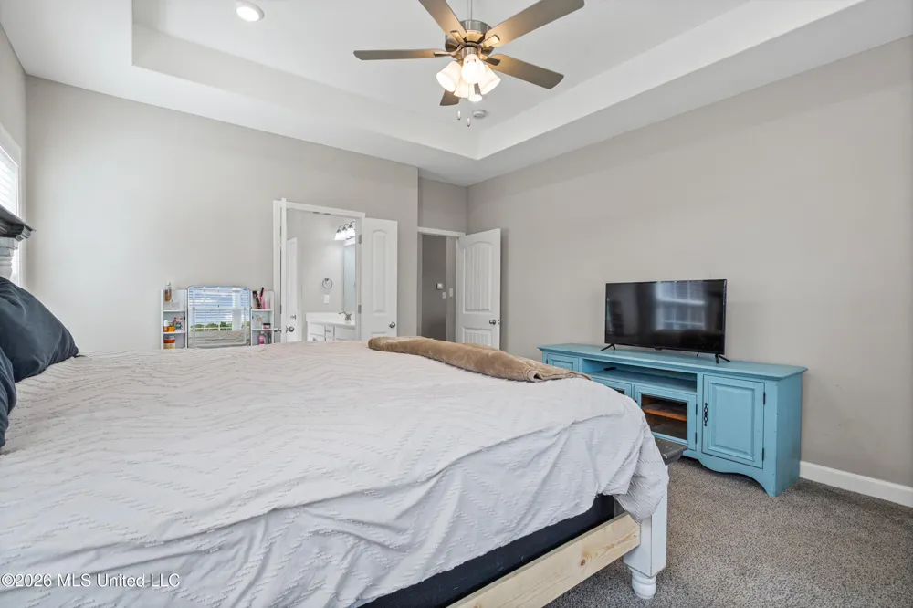9073 S Lakeside Circle Walls, MS 38680