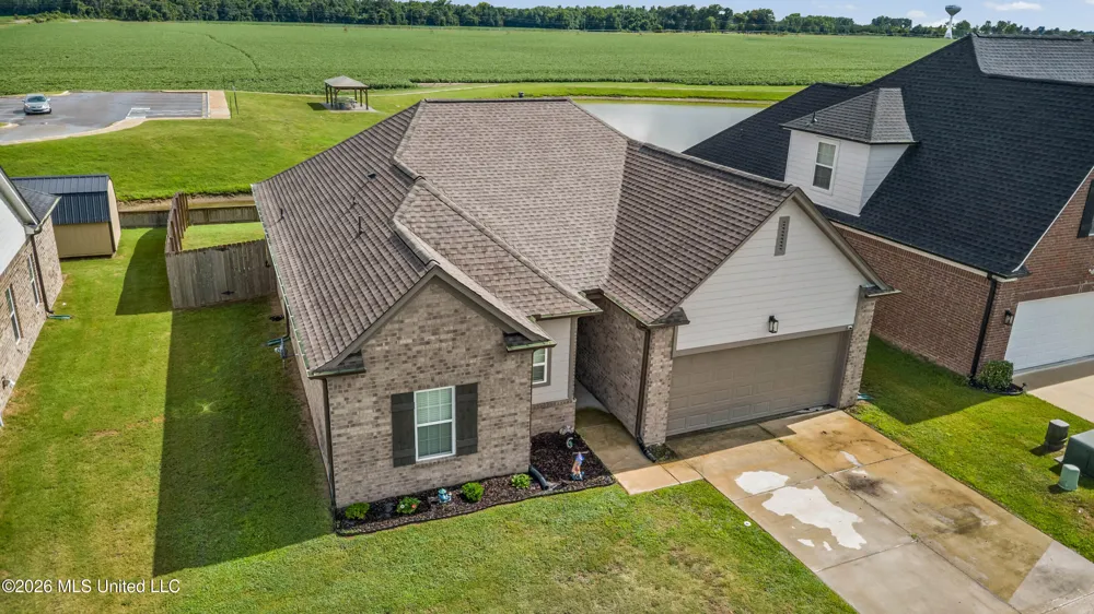 9073 S Lakeside Circle Walls, MS 38680