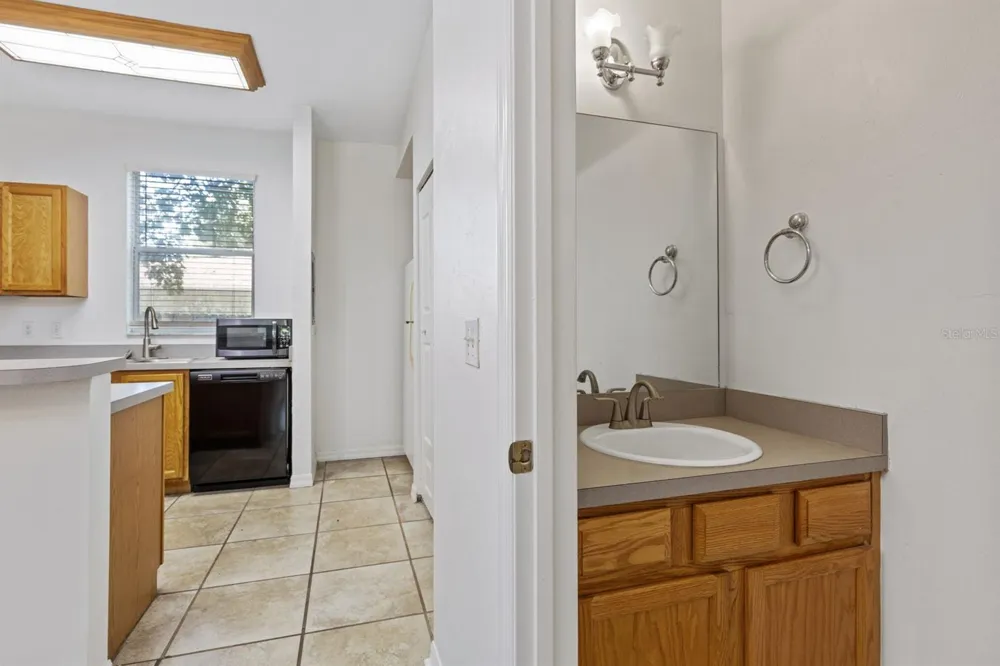 3552 SW 30TH WAY #138 Gainesville, FL 32608
