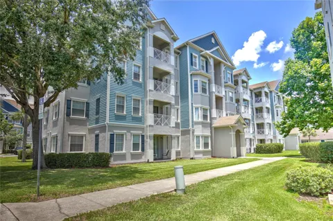 5255 CANE ISLAND LOOP #204
