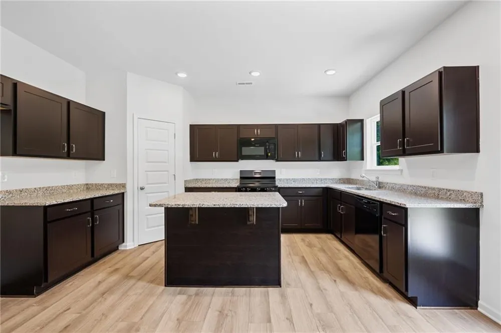 84 Willow Circle Rock Spring, GA 30739