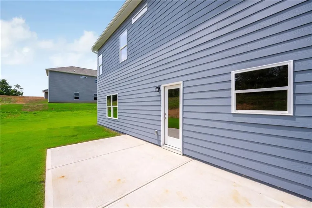 84 Willow Circle Rock Spring, GA 30739