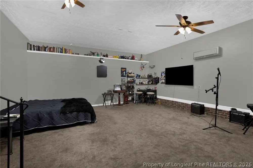 120 Kristin Avenue Spring Lake, NC 28390