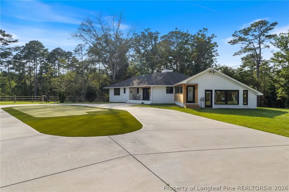 820 Saint Pauls Drive Raeford, NC 28376