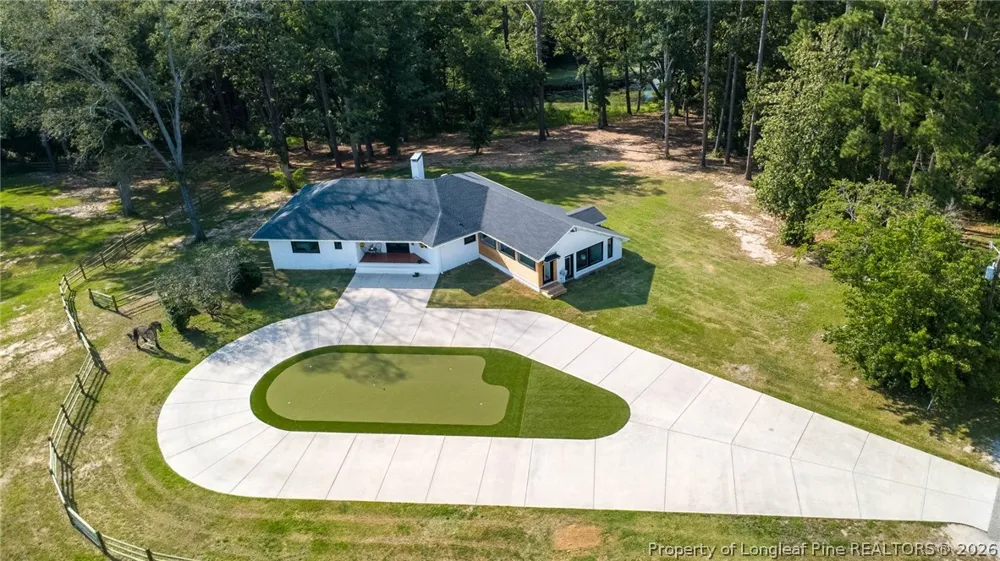 820 Saint Pauls Drive Raeford, NC 28376