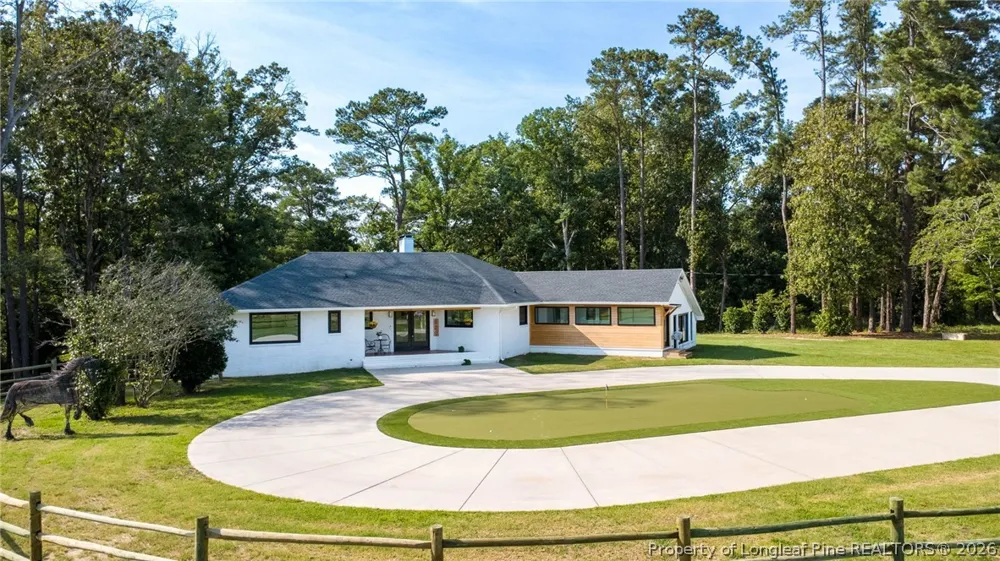 820 Saint Pauls Drive Raeford, NC 28376