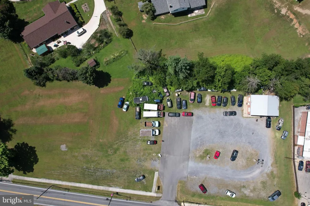 421 KEYSER AVENUE Petersburg, WV 26847