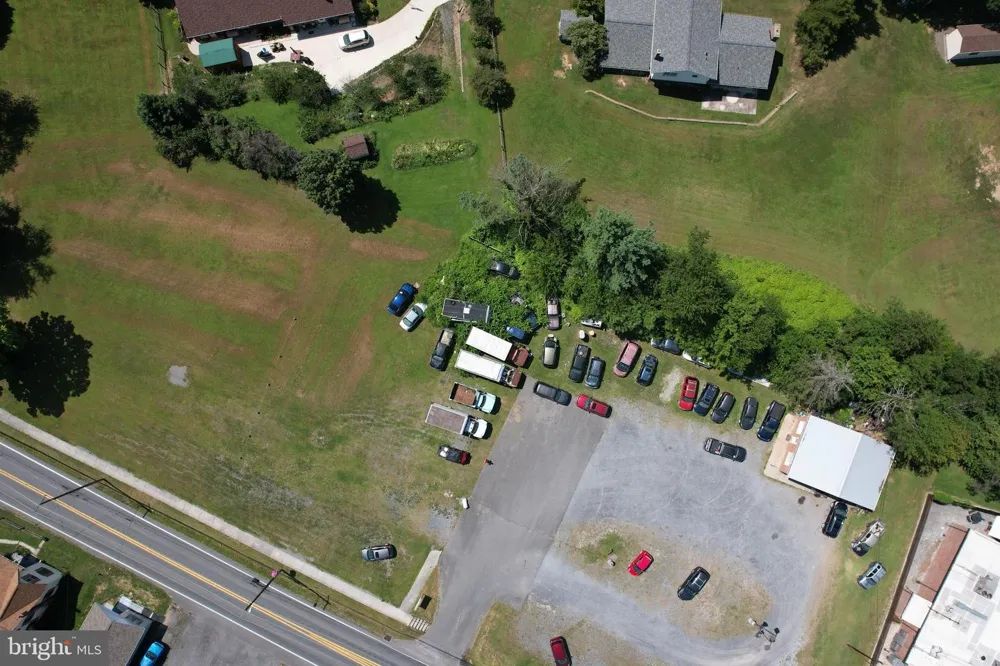 421 KEYSER AVENUE Petersburg, WV 26847