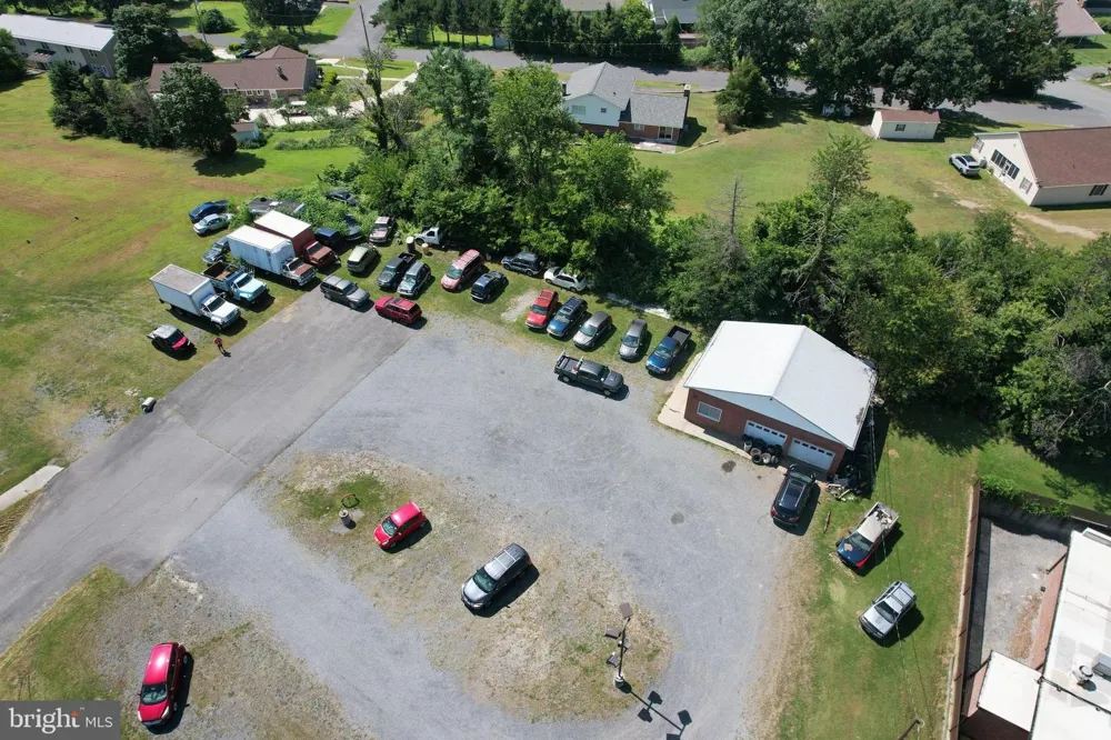 421 KEYSER AVENUE Petersburg, WV 26847