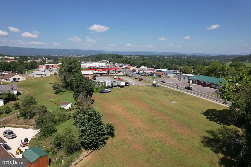 421 KEYSER AVENUE Petersburg, WV 26847