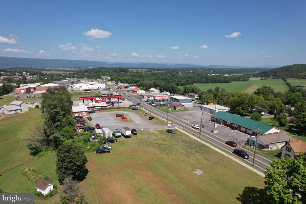 421 KEYSER AVENUE Petersburg, WV 26847