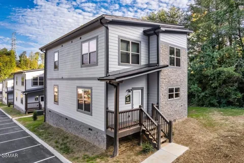 576 Dollywood Lane #UNIT 9