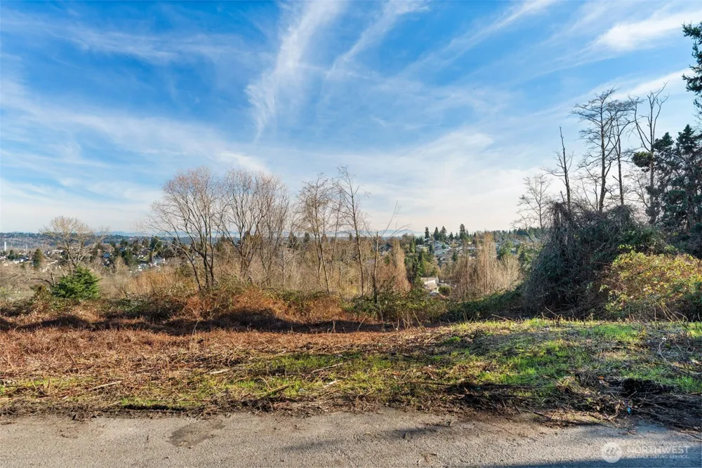 1403 E Lennox Tacoma, WA 98404