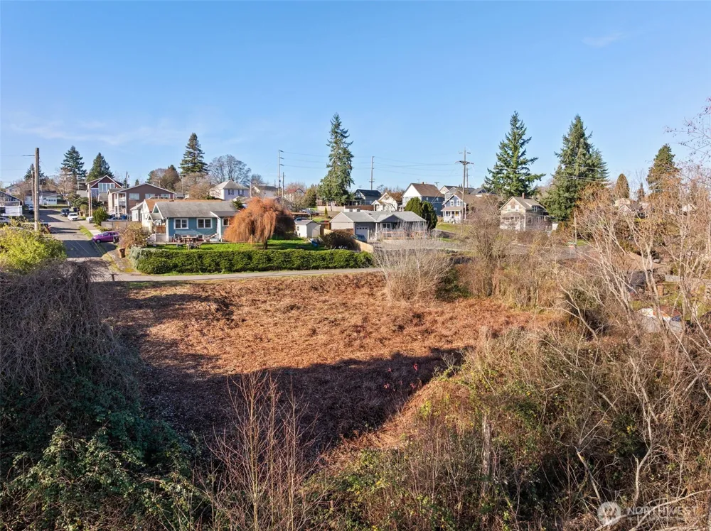 1403 E Lennox Tacoma, WA 98404