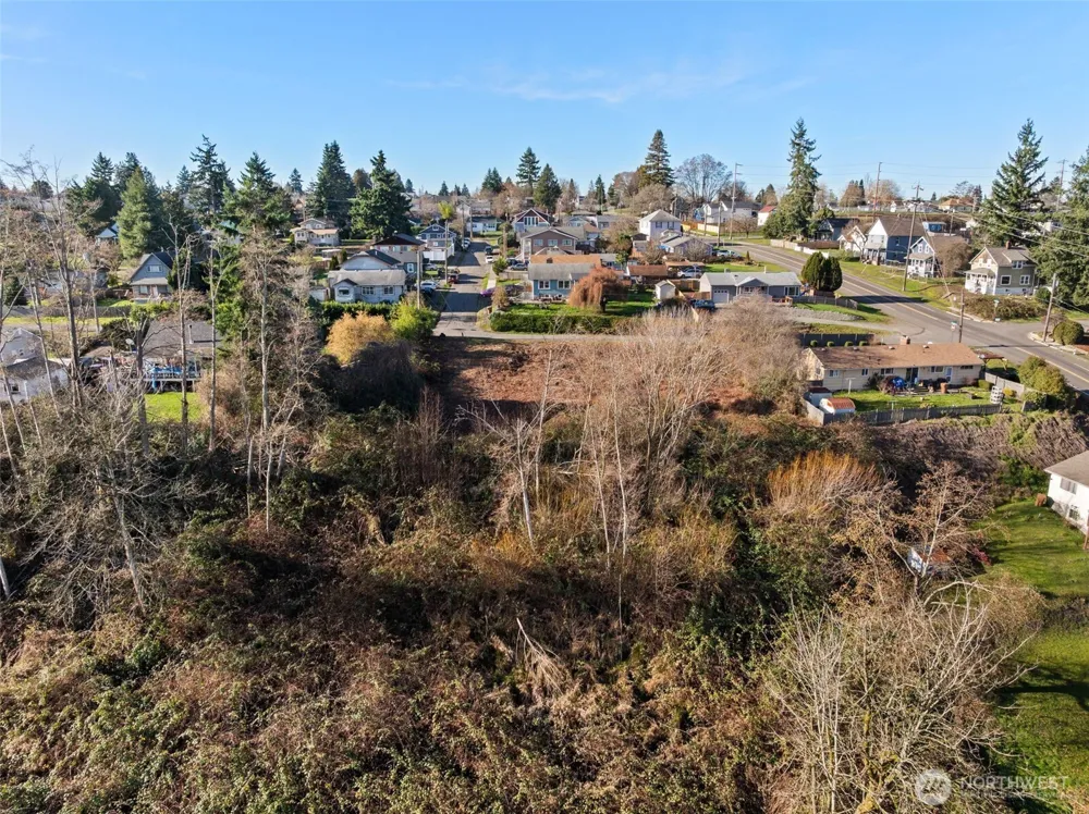 1403 E Lennox Tacoma, WA 98404