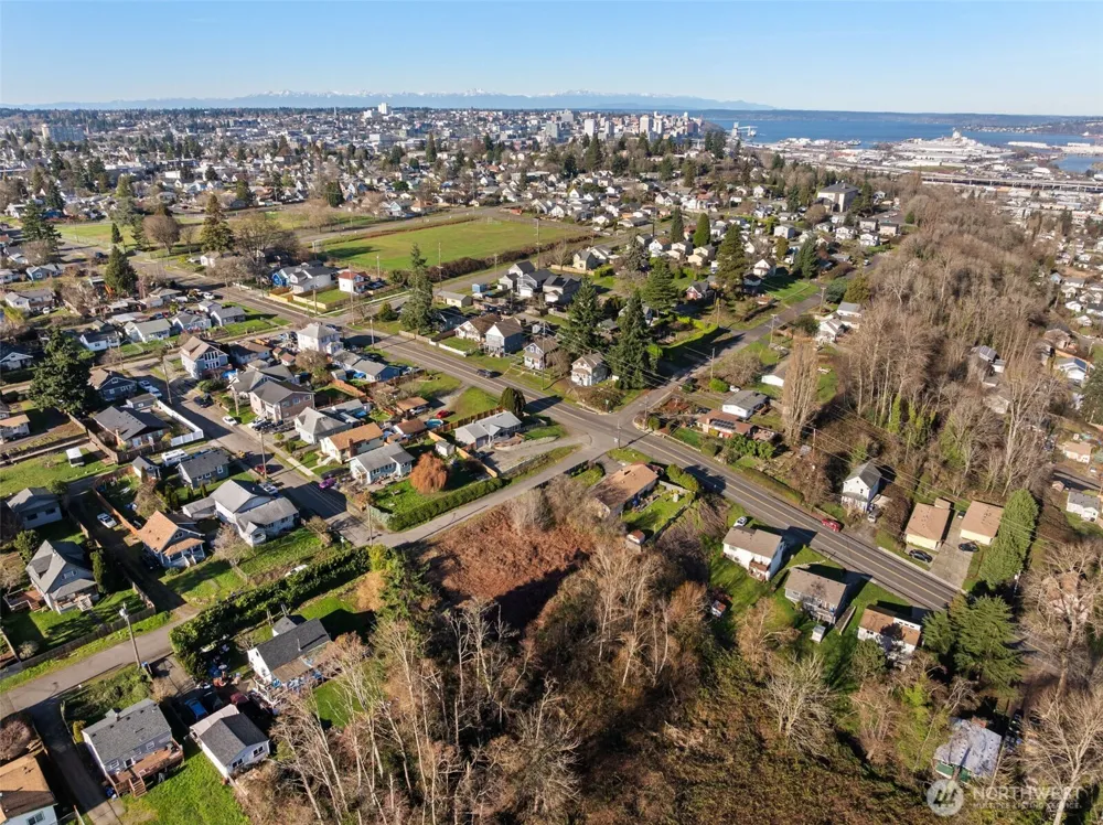 1403 E Lennox Tacoma, WA 98404