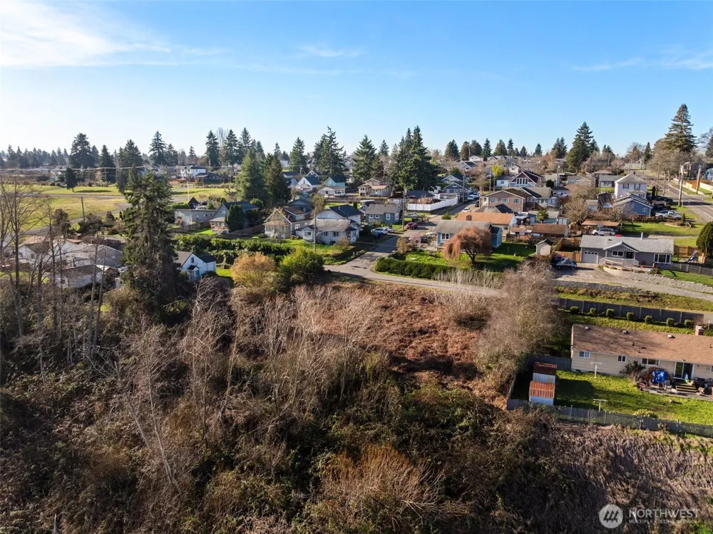 1403 E Lennox Tacoma, WA 98404