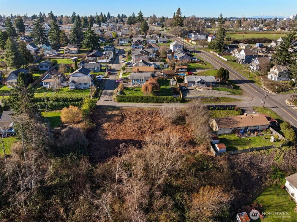 1403 E Lennox Tacoma, WA 98404