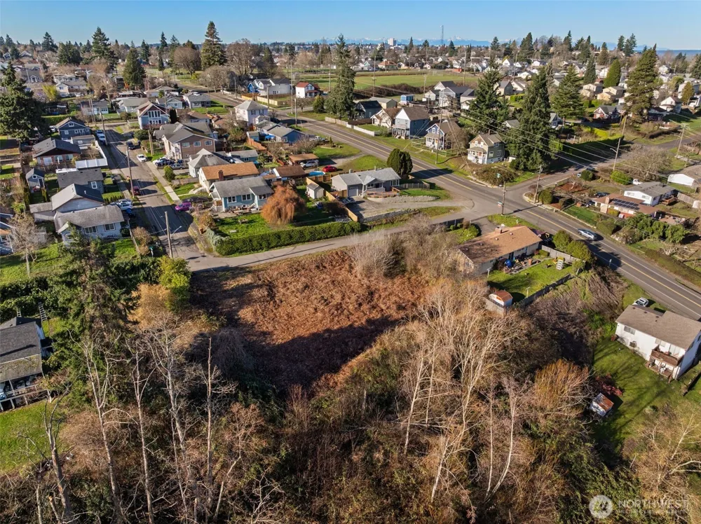 1403 E Lennox Tacoma, WA 98404
