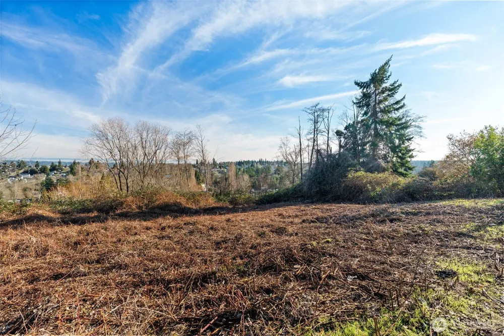 1403 E Lennox Tacoma, WA 98404