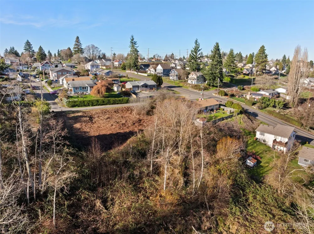 1403 E Lennox Tacoma, WA 98404