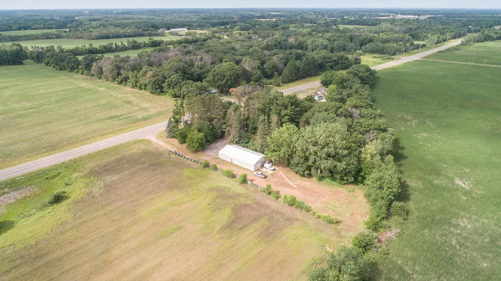 2815 269th Avenue NE Isanti, MN 55040
