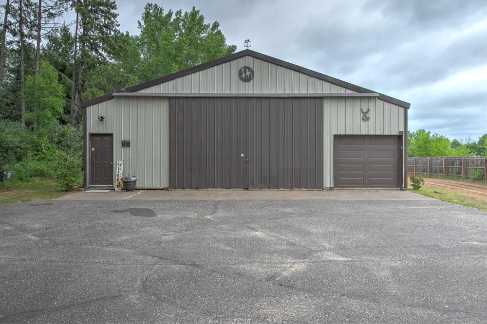 2815 269th Avenue NE Isanti, MN 55040
