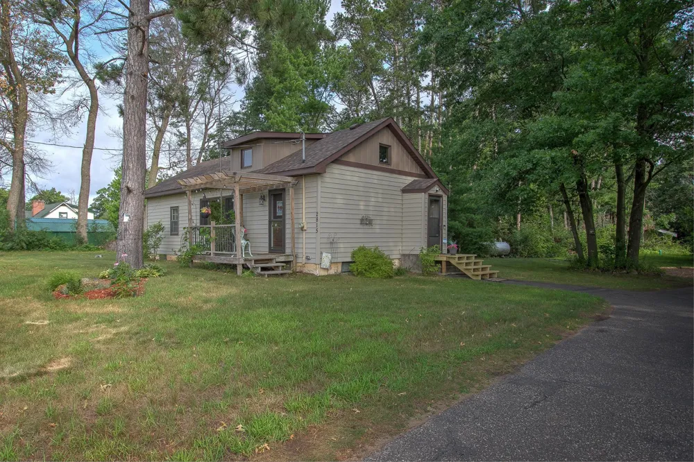 2815 269th Avenue NE Isanti, MN 55040