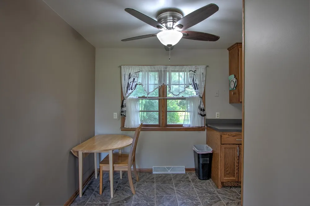 2815 269th Avenue NE Isanti, MN 55040