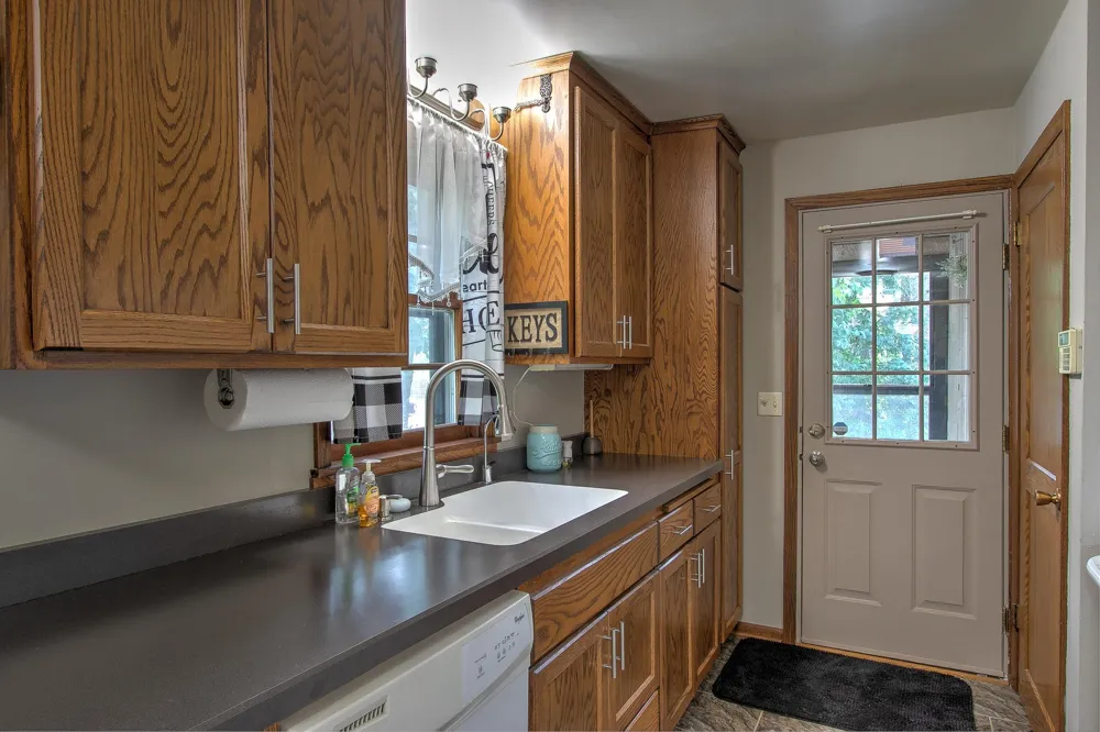 2815 269th Avenue NE Isanti, MN 55040