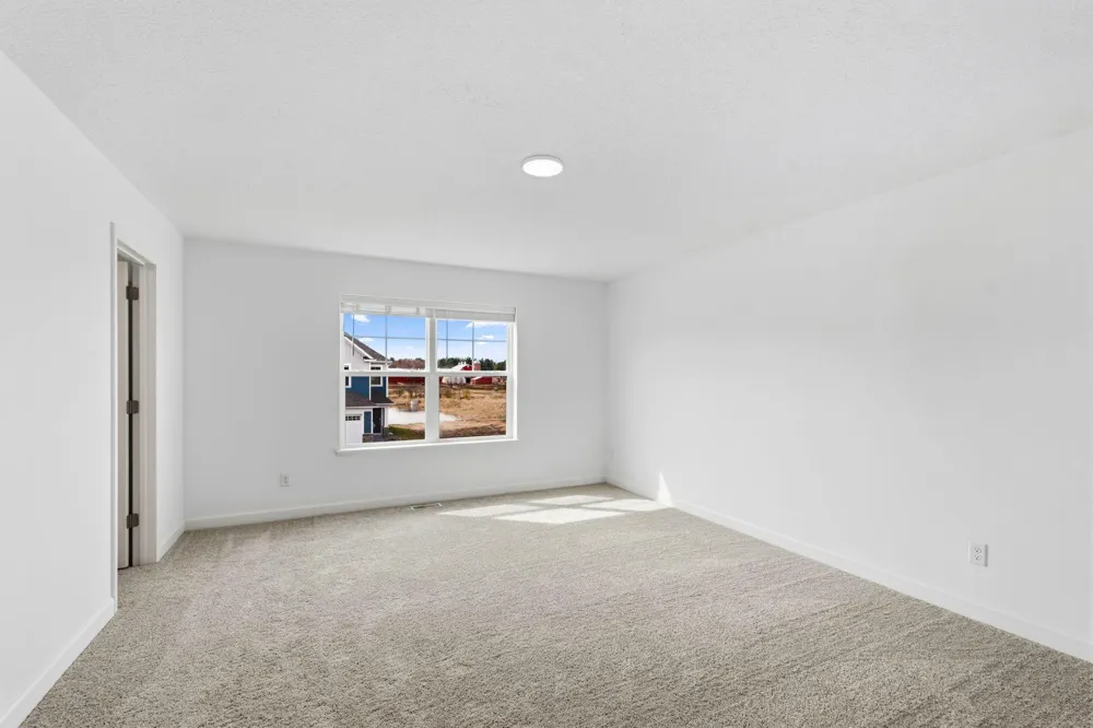 6131 205th Cove Forest Lake, MN 55025