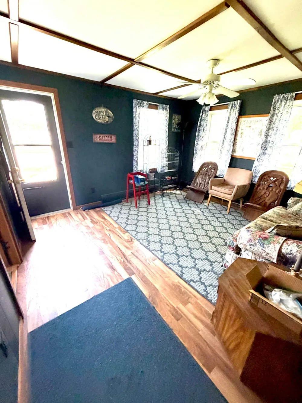 318 2nd Street SE Hallock, MN 56728