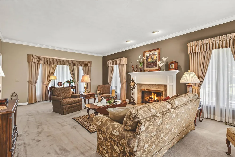 9425 Ravine Ridge Drive SE Caledonia, MI 49316