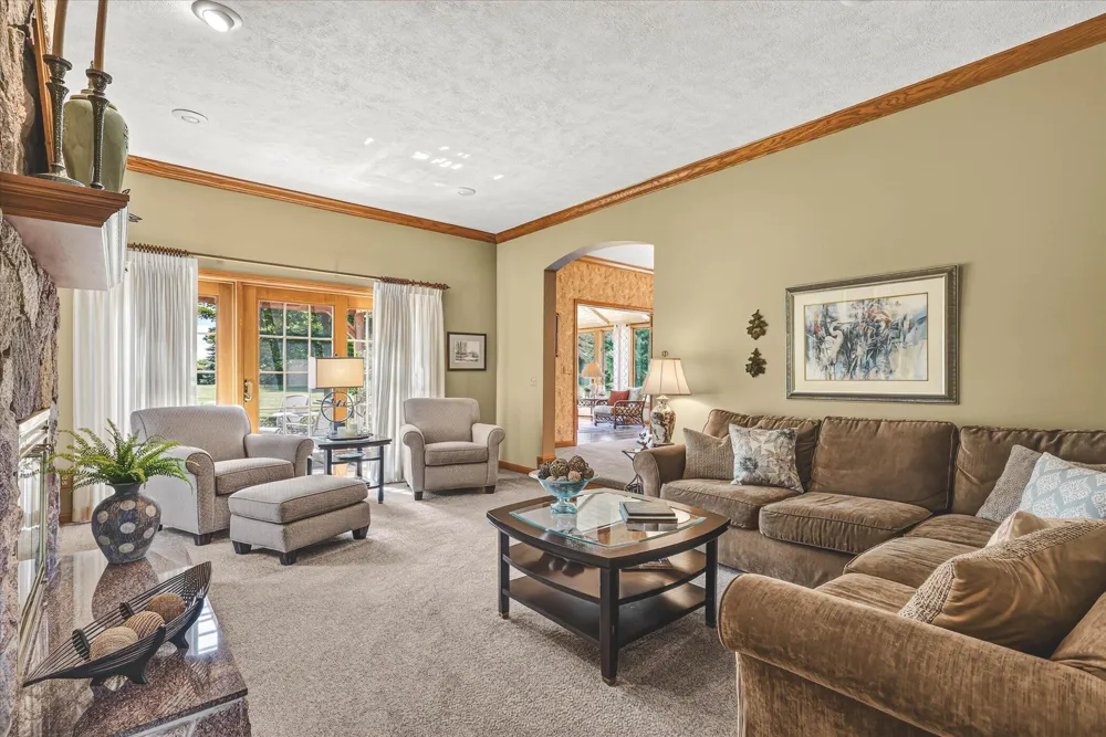 9425 Ravine Ridge Drive SE Caledonia, MI 49316