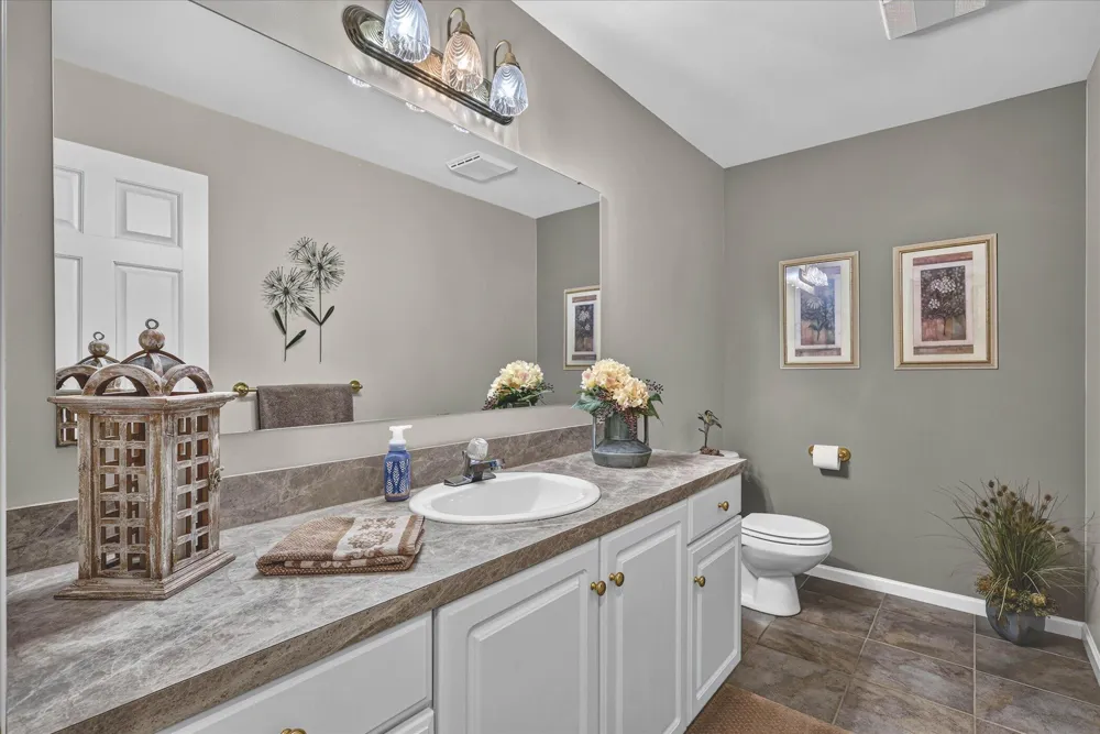 9425 Ravine Ridge Drive SE Caledonia, MI 49316