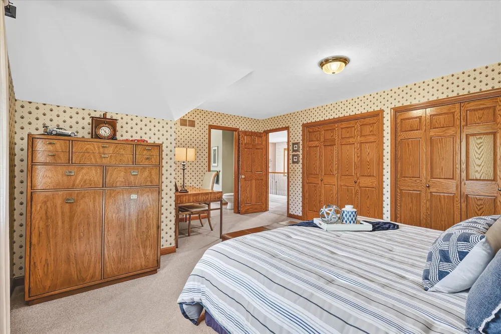 9425 Ravine Ridge Drive SE Caledonia, MI 49316