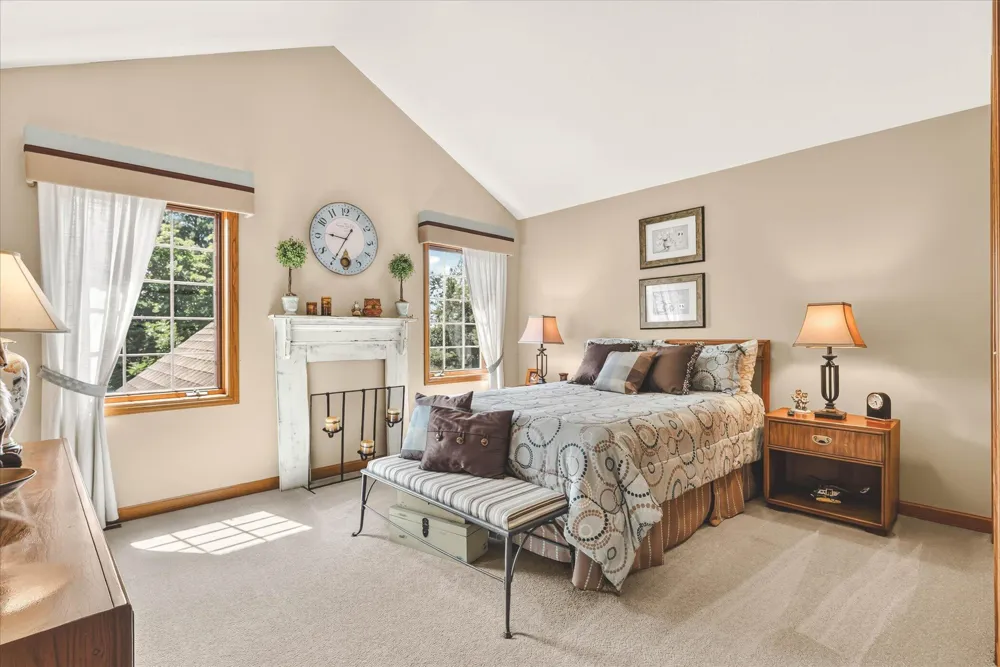9425 Ravine Ridge Drive SE Caledonia, MI 49316