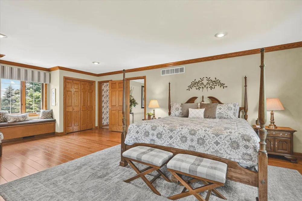 9425 Ravine Ridge Drive SE Caledonia, MI 49316
