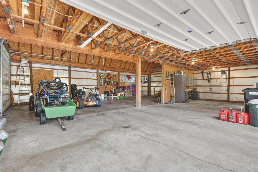 9425 Ravine Ridge Drive SE Caledonia, MI 49316