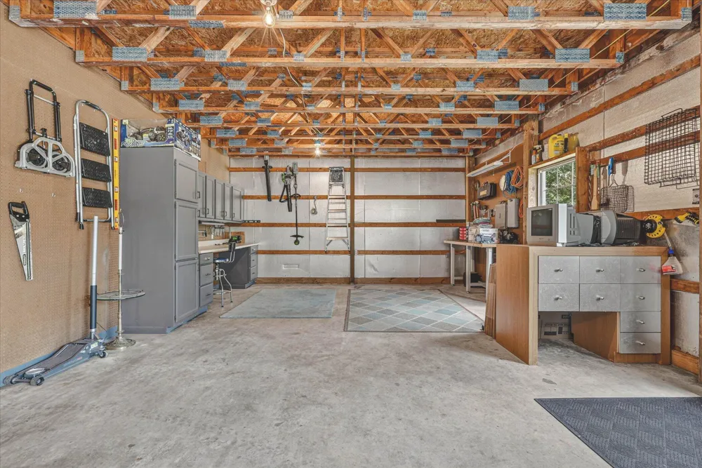 9425 Ravine Ridge Drive SE Caledonia, MI 49316