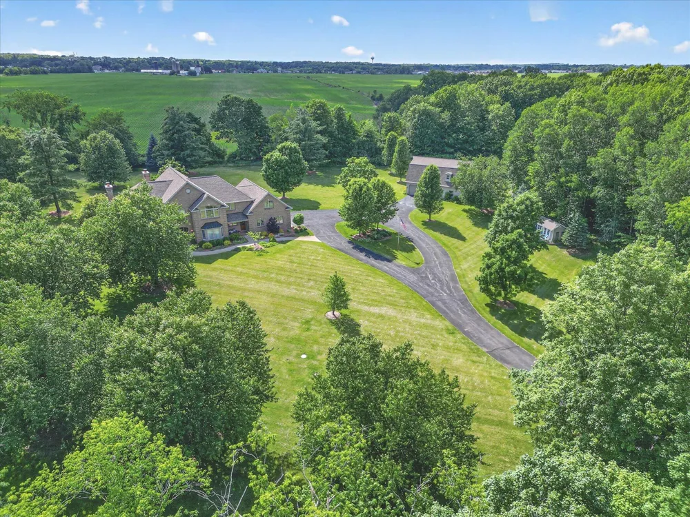 9425 Ravine Ridge Drive SE Caledonia, MI 49316