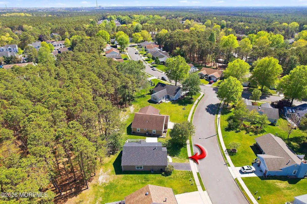 13 Abbey Court Forked River, NJ 08731
