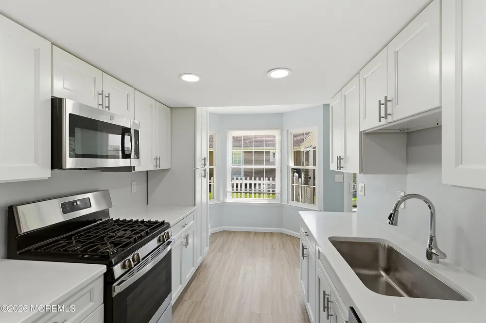 13 Abbey Court Forked River, NJ 08731
