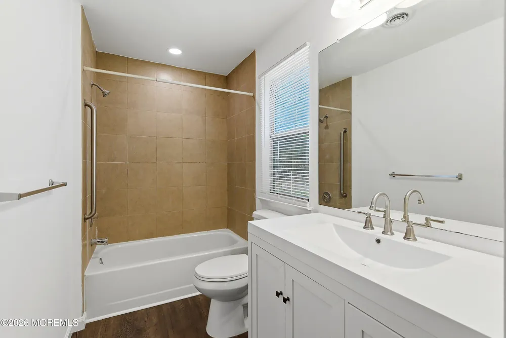 13 Abbey Court Forked River, NJ 08731