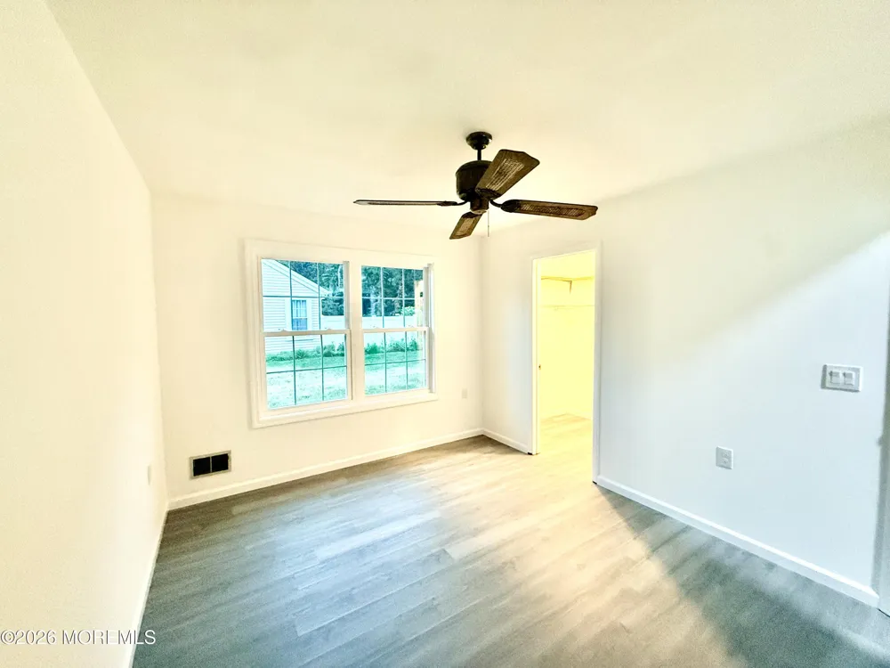 13 Abbey Court Forked River, NJ 08731