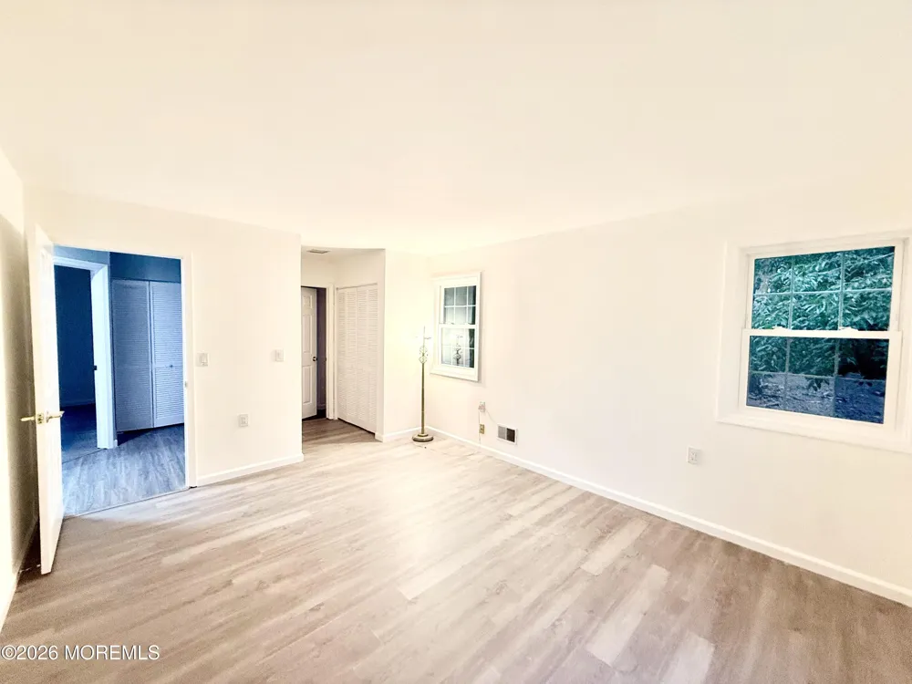 13 Abbey Court Forked River, NJ 08731