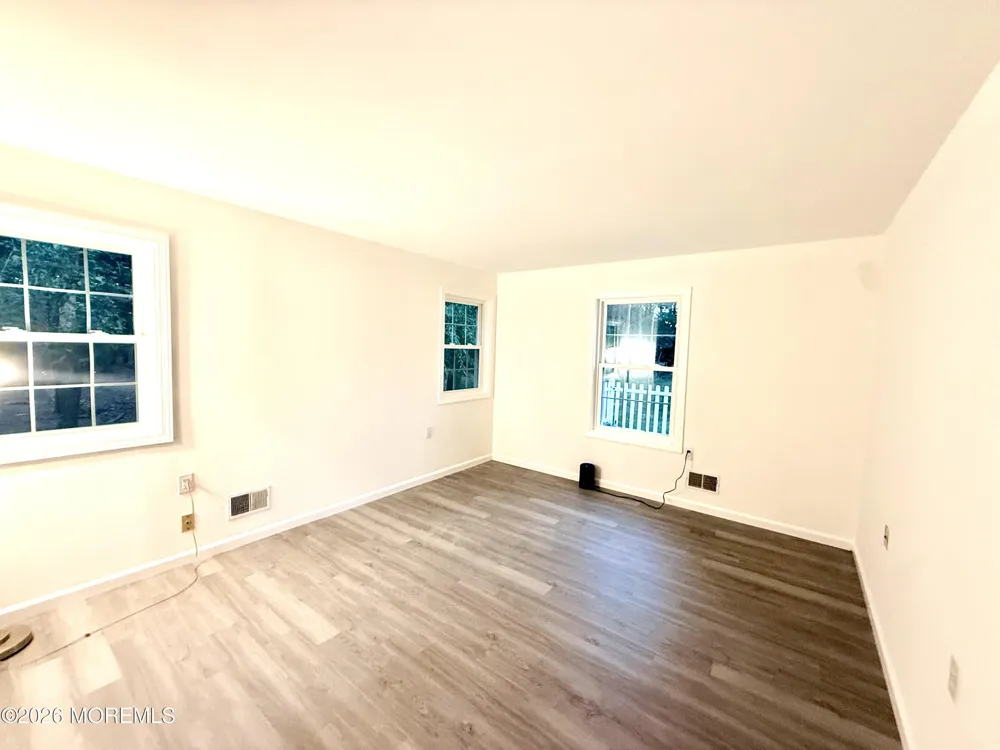 13 Abbey Court Forked River, NJ 08731