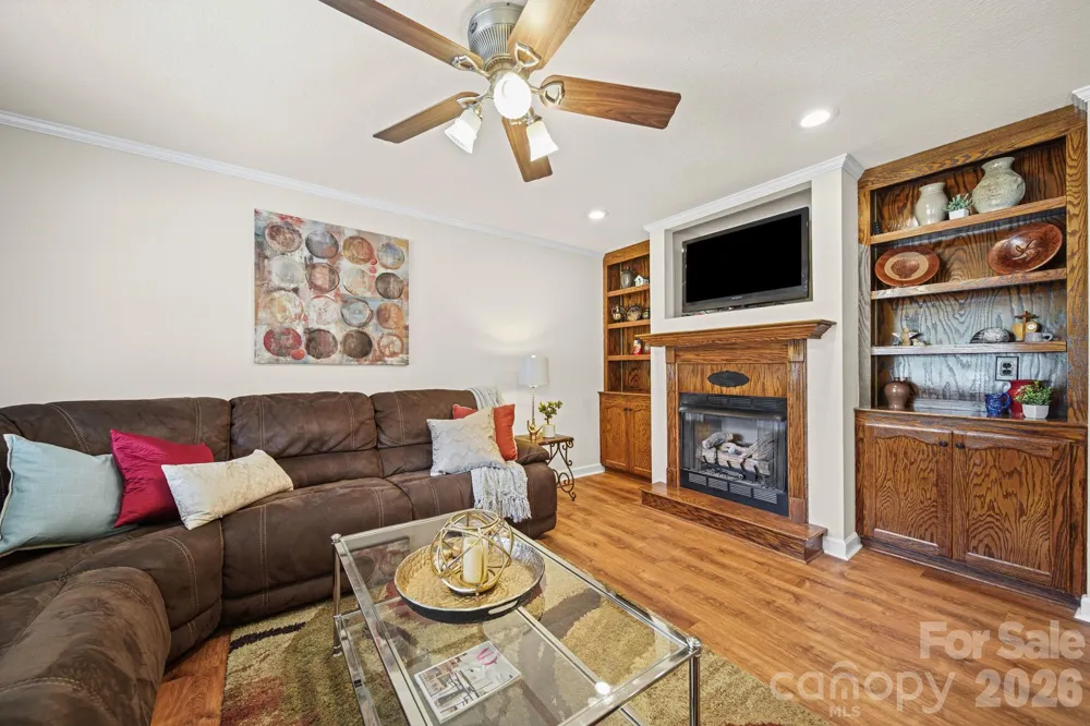 2013 Silvertip Court Belmont, NC 28012