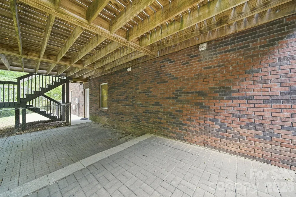 2013 Silvertip Court Belmont, NC 28012